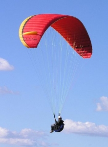 350px-paragliding