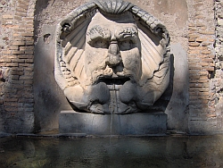 Giardino_Aranci_Fontana_mascherone