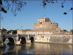 castello_visto_dal_tevere