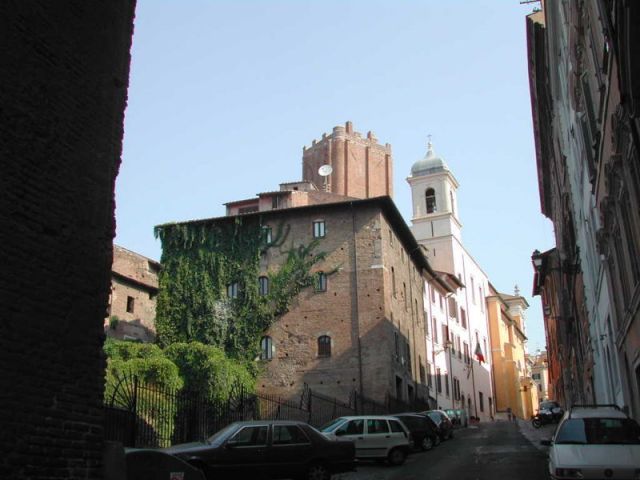 Monti_-_salita_del_Grillo_e_torre_delle_milizie