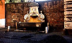 Fontana_del_mascherone