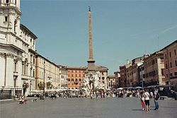 250px-Roma_piazza_Navona_2011-08-07