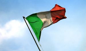 734116 italian flag