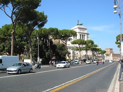 Rome via_dei_fori_imperiali_20050922
