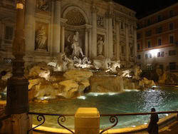 Fontana di_Trevi_-_Notturno_-_Foto_di_Tony_Frisina_-_DSC09395