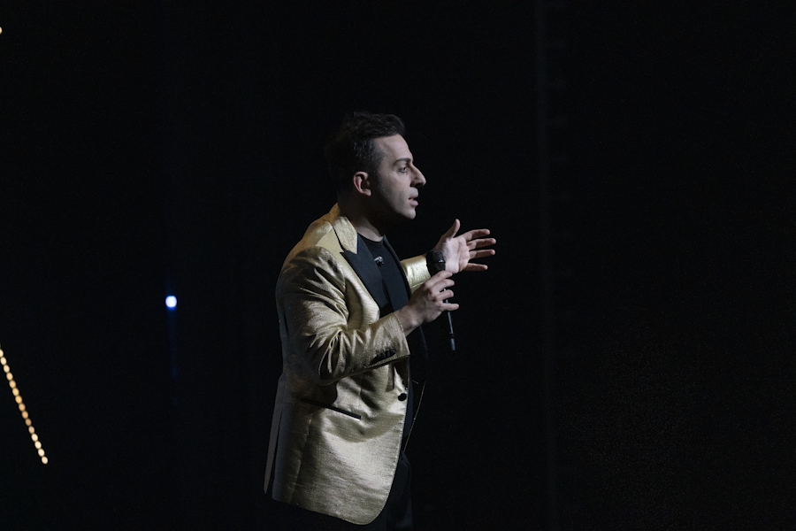 Francesco Cicchella torna a teatro con Tante Belle Cose