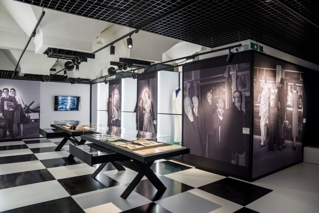 Moda in Luce 1955-1975: l'industria creativa sfila alla Centrale Montemartini