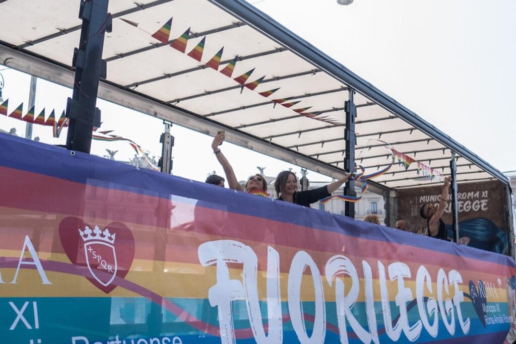 Roma Pride 2026: il Municipio XI sfila con un carro dedicato all'Articolo 3 della Costituzione