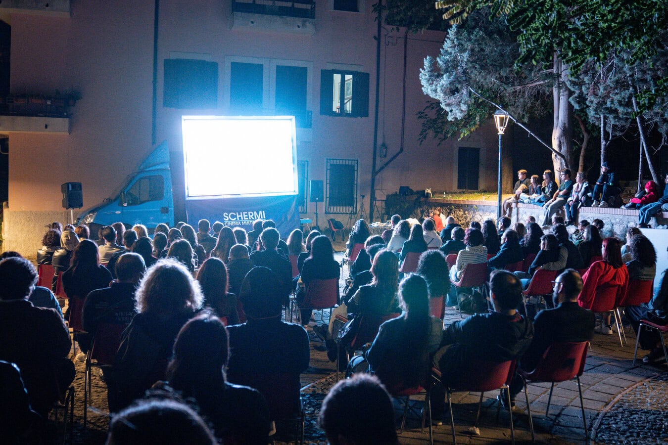 schermi cinema multipiazza gran finale a roma da Ezrome.it schermi cinema multipiazza gran finale a roma