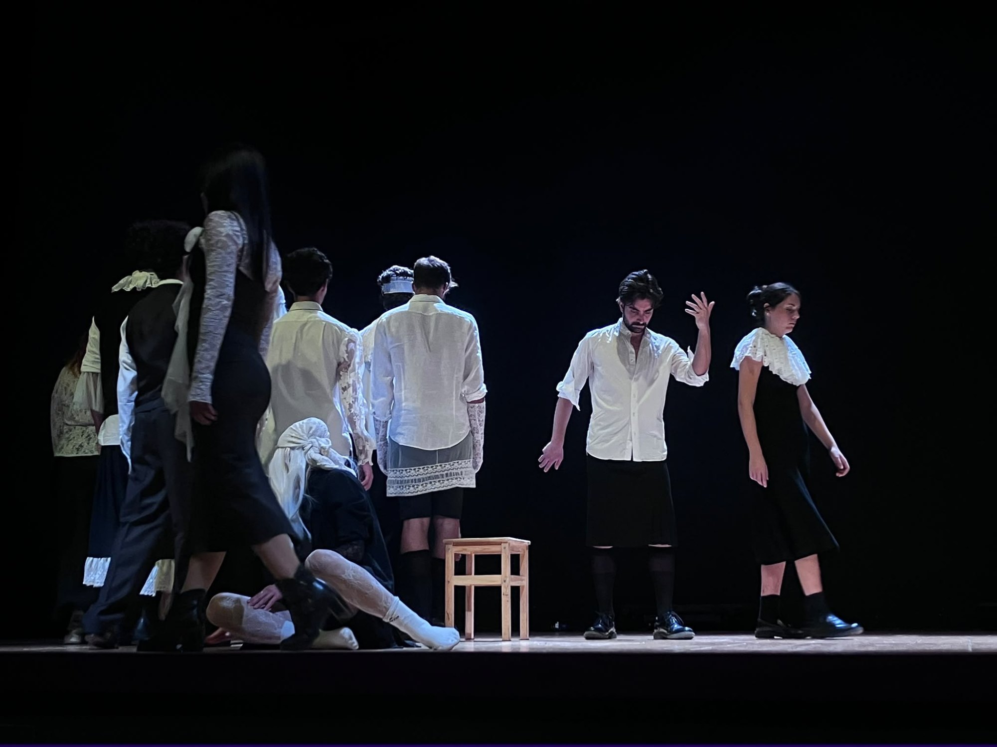 Commedia molto nera sul tempo e sul denaro